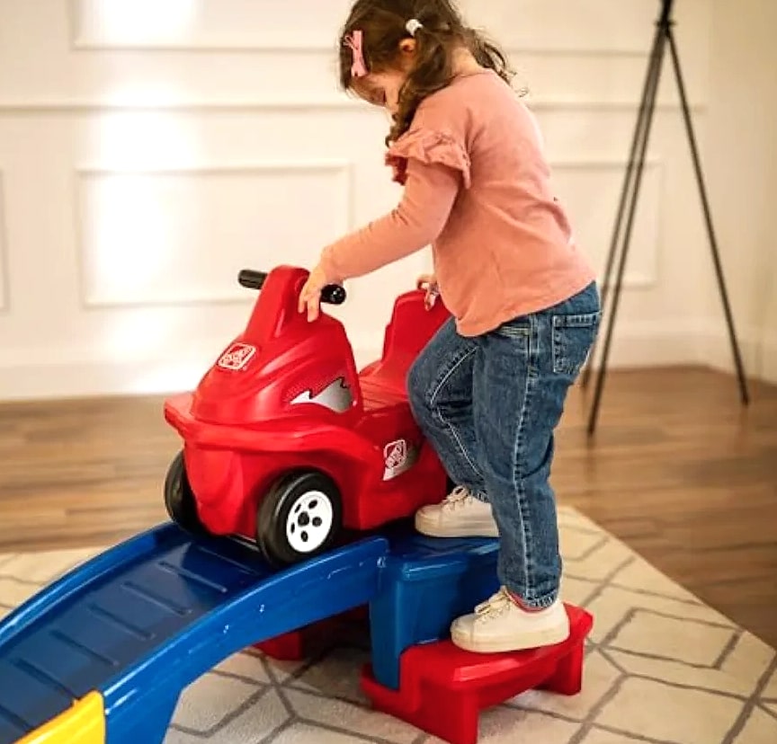 SHXI Toddler Ride-On Roller Coaster with 9 ft Track — close-up details