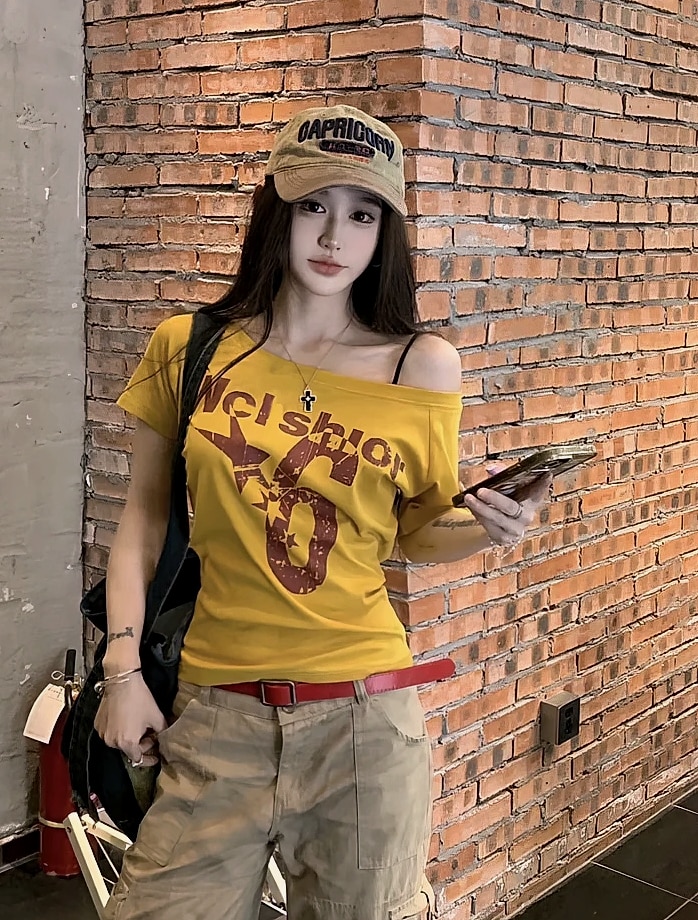 ZOYLEIR Y2K Off-Shoulder Crop Top Women Short Sleeve — feature highlights