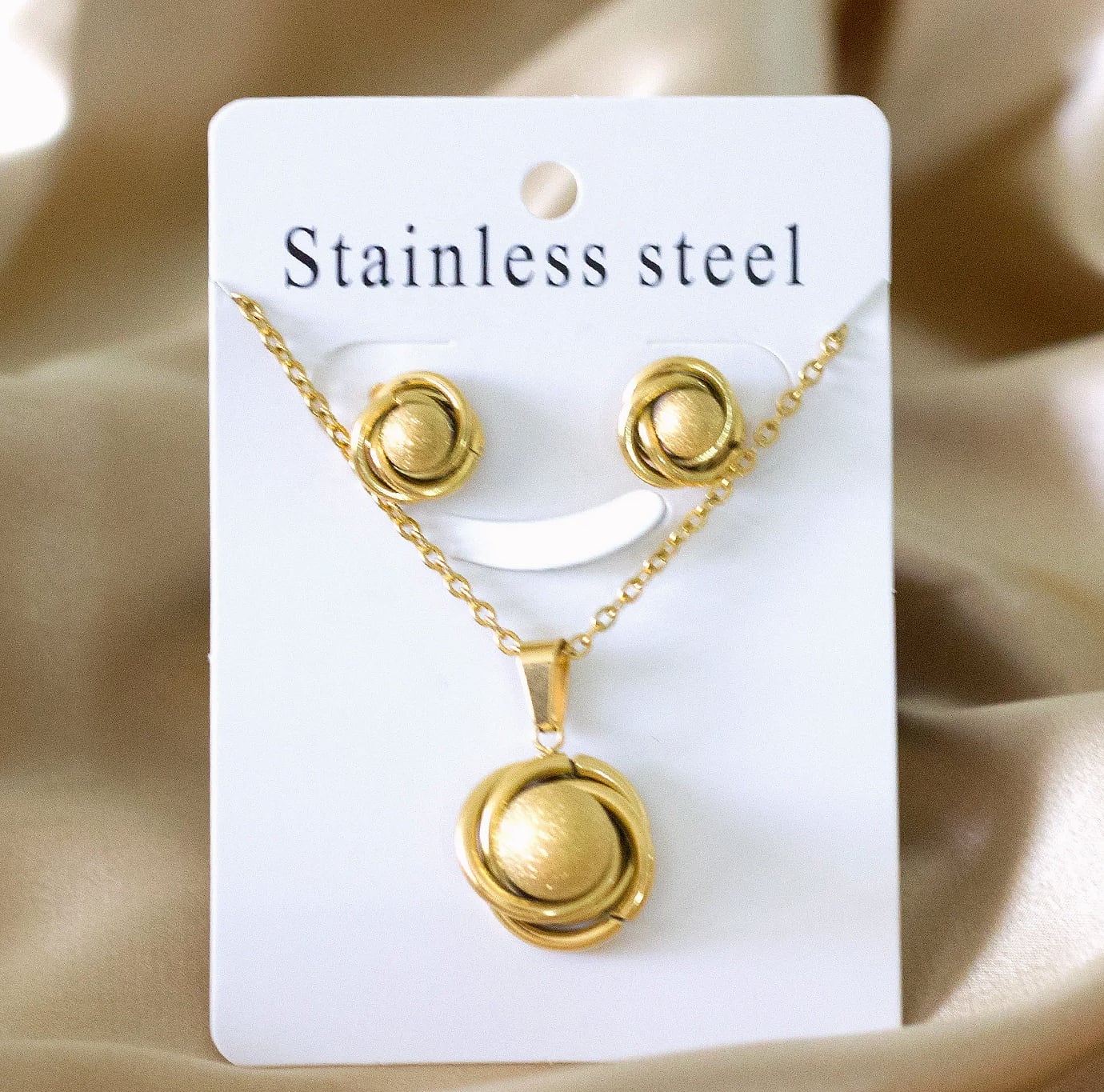 LUXUSTEEL Stainless Steel Round Ball Pendant Necklace Set — scale reference
