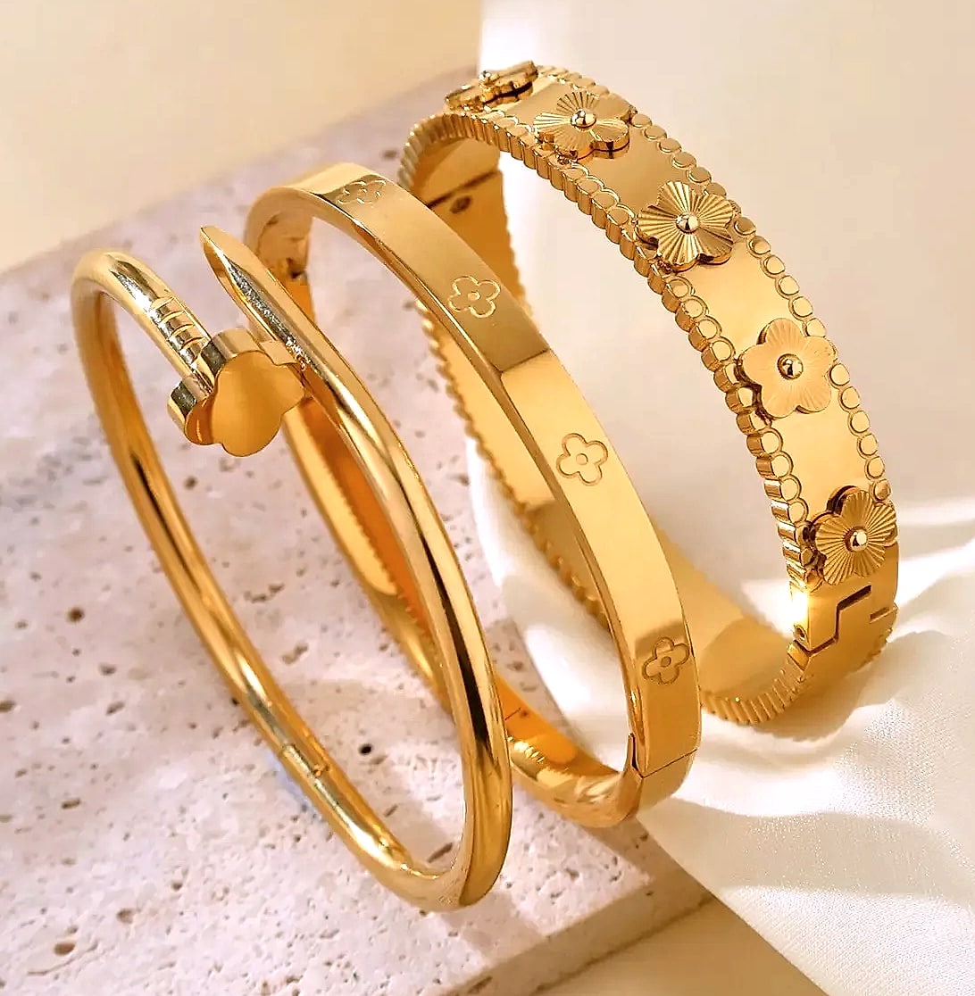 18K Gold Plated Stainless Steel Nail Bracelet Set — feature highlights