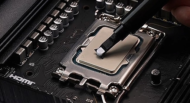 Thermal Grizzly Kryonaut 1g High Performance Thermal Paste — side view
